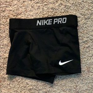black nike pro shorts